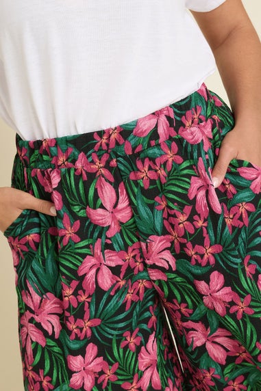 Yours Curve Black Tropical Floral Print Jersey Shorts