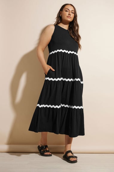 Yours Curve Black Contrast Swirl Tiered Maxi Dress