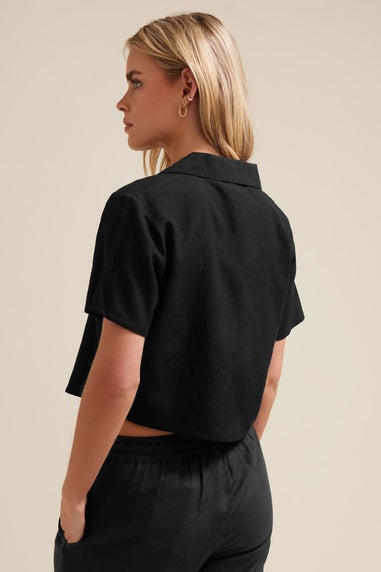 PixieGirl Petite Black Linen Cropped Short Sleeve Shirt