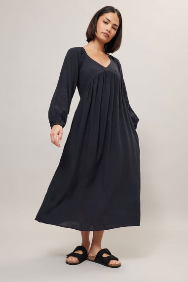 PixieGirl Petite Black Woven Tie Back Smock Dress