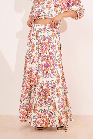 PixieGirl Petite White Abstract Tile Tiered Maxi Skirt