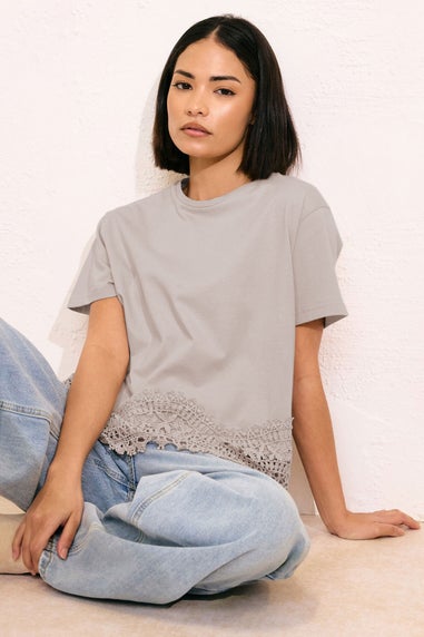 Pixiegirl Stone Brown Crochet Hemline T-Shirt