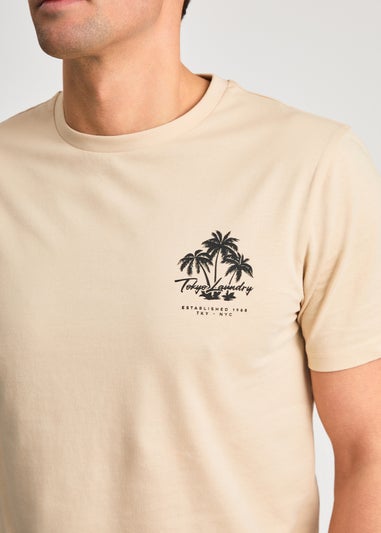Tokyo Laundry Stone Beach Logo T-Shirt & Jogger Short Set