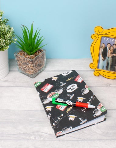 Friends Bumper Stationery Wallet Set