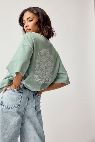 Pixiegirl Sage Green Spiritual Healing Back Graphic T-Shirt