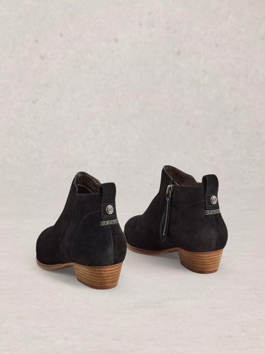 Wildlederstiefeletten mit weiter Passform