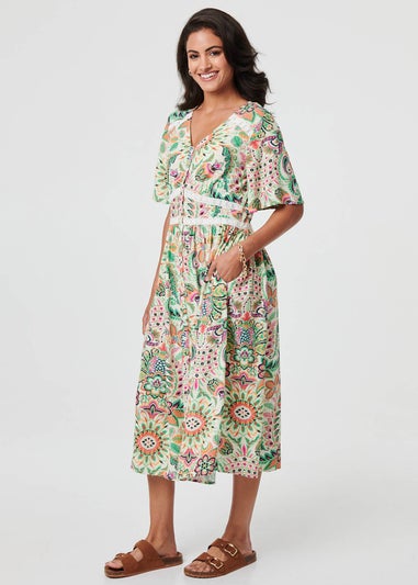 Izabel London Green Printed 1/2 Flared Sleeve Midi Dress