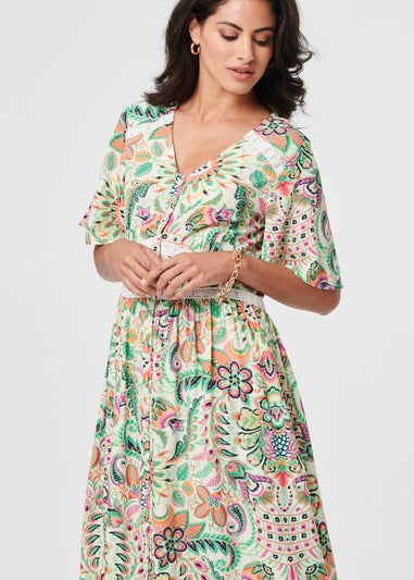 Izabel London Green Printed 1/2 Flared Sleeve Midi Dress