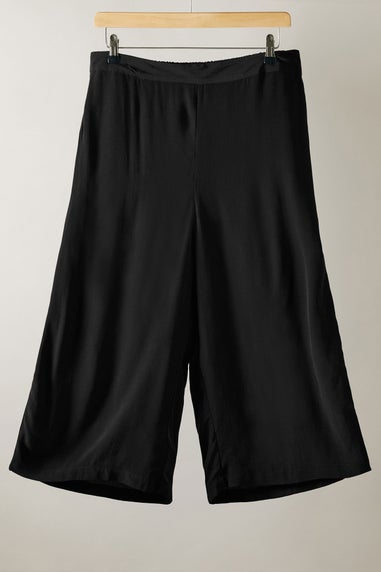 Evans Curve Black Crepe Wide Leg Trousers