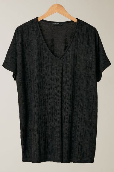Evans Curve Black Plisse Pleat Front Top