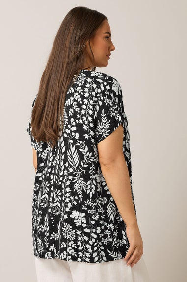 EVANS Curve Black & White Leaf Print Blouse