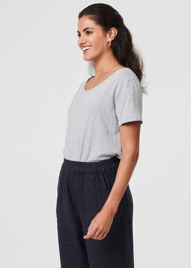 Izabel London Navy High Waist Stretchy Crop Trousers