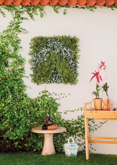 Premier Decorations Green Artificial Living Wall Festive Wave (50cm x 50cm)