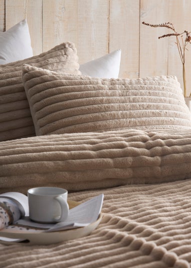Appletree Morritz Soft Faux Fur Natural Duvet Cover Set
