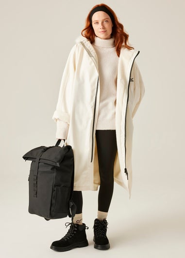 Regatta White Changing Robe