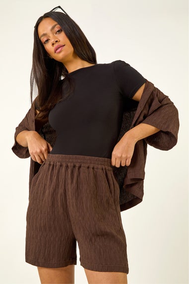 Dusk Brown Textured Elastic Waist Woven Shorts