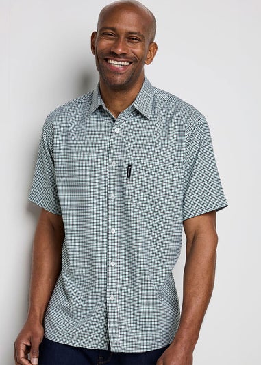 Cotton Traders Fresh Pear Guinness TM 1/2 Short Sleeve Soft Touch Gingham Shirt