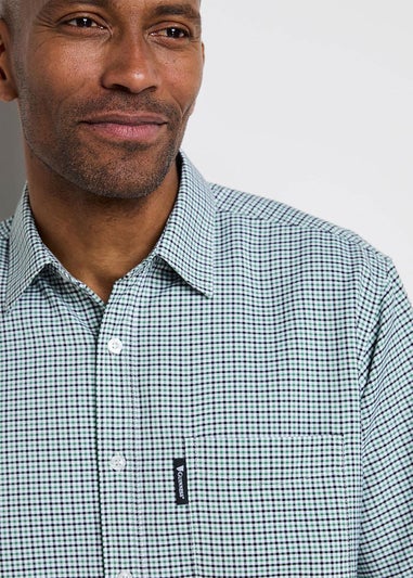 Cotton Traders Fresh Pear Guinness TM 1/2 Short Sleeve Soft Touch Gingham Shirt