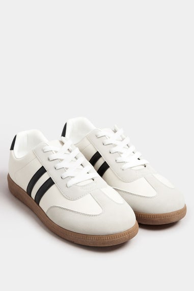 Yours White Retro Stripe Trainers In Extra Wide EEE Fit