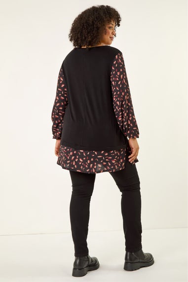 Roman Black Curve Contrast Stretch Top
