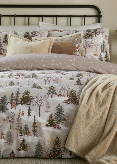 Furn Forest Festivities Printed Natural Duvet Set