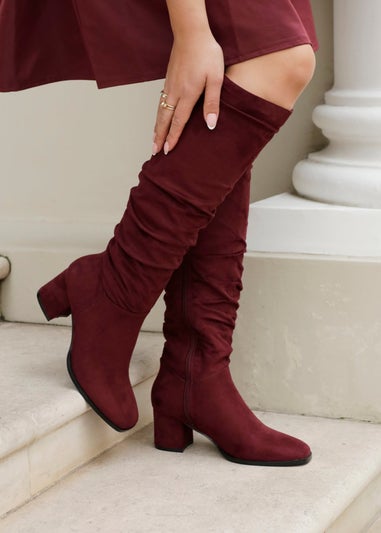 Linzi Margot Burgundy Faux Suede Knee High Block Heeled Ruched Boot