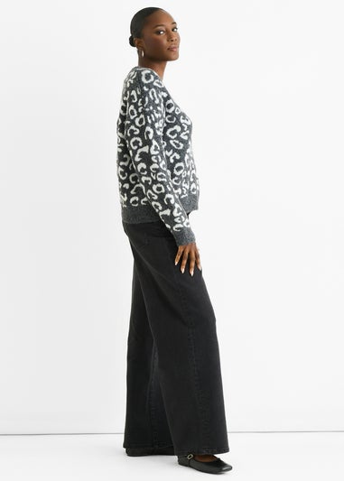 Gini London Grey Animal Pattern loose Fit Knit Jumper