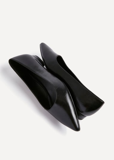 Linzi Compete Wide Fit Black Faux Leather Pointed Toe Pump