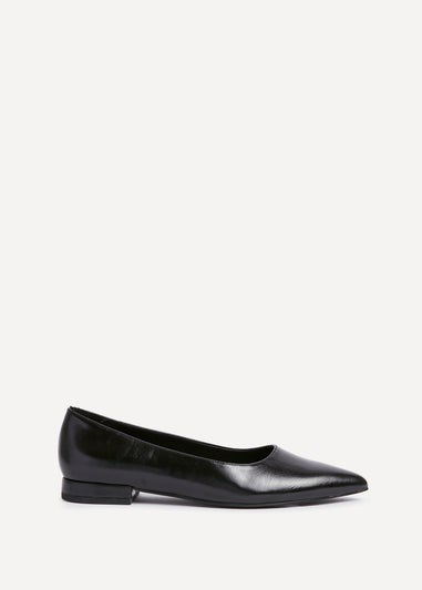 Linzi Compete Wide Fit Black Faux Leather Pointed Toe Pump