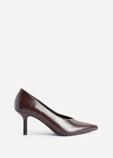 Linzi Bellamy Brown Faux Leather V-Cut Vamp Court Heels