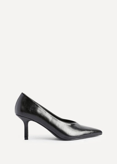 Linzi Bellamy Black Faux Leather V-Cut Vamp Court Heels
