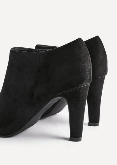 Linzi Wise Black Faux Suede Low Cut Heeled Boot