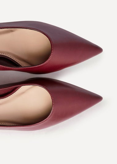 Linzi Zola Burgundy Faux Leather Kitten Court Heel