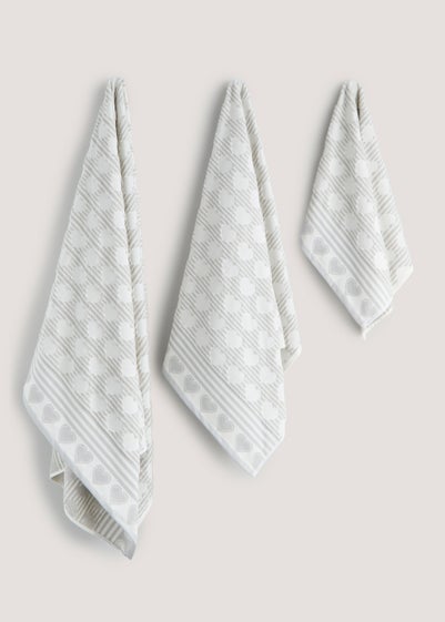 Grey Heart 100% Cotton Towels