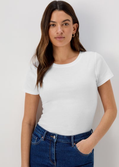 White Essential T-Shirt - Size 8