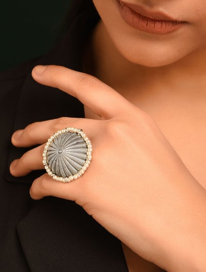 Women Antique Silver Adjustable Brass Ring