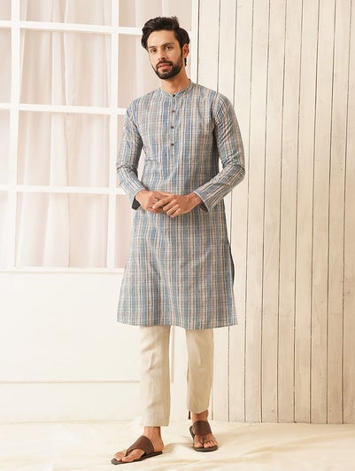 Men Blue Cotton Block Print Mandarin Collar Regular Fit Kurta - 38