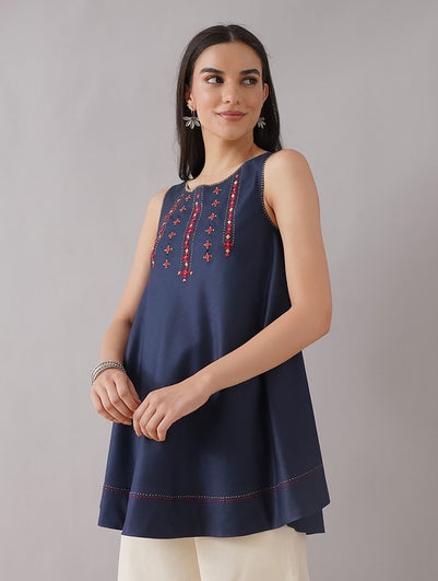 Women Navy Blue Silk Blend Embroidered Round Neck Loose Fit Tunic - XS