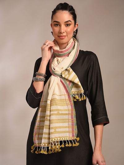 Women Cream Bhujodi Handwoven Cotton Stole