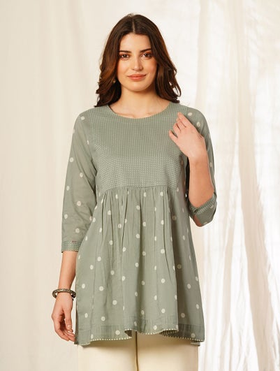 Women Green Cotton Printed Round Neck Loose Fit Tunic