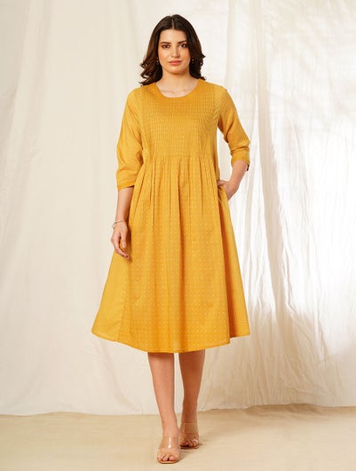 Women Mustard Yellow Cotton Block Print Round Neck Regular Fit Kurta