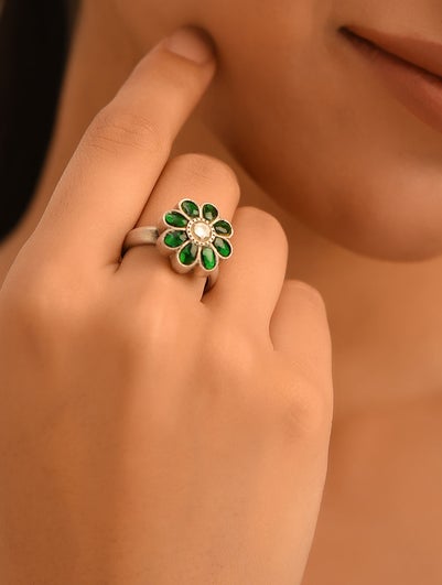 Women Green Silver Adjustable Ring With Kempstone