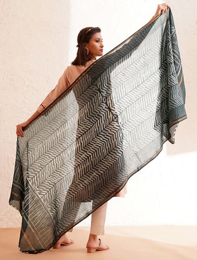 Women Black Shibori Chanderi Dupatta With Mukaish