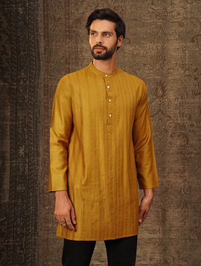 Men Mustard Yellow Silk Blend Kurta - 40