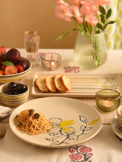 Hibiscus Printed Stoneware Dinner Plate