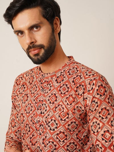 Men Multicolour Cotton Kalamkari Regular Fit Kurta - 38