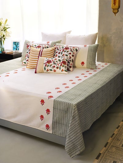 Handblock Printed Cotton Double Bedsheet With Pillow Covers