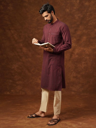 Men Maroon Red Cotton Round Neck Regular Fit Kurta - 38