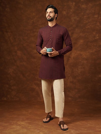 Men Maroon Red Cotton Round Neck Regular Fit Kurta - 40