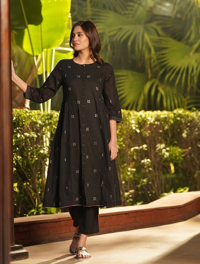 Women Black Cotton Round Neck Regular Fit Kurta - XS